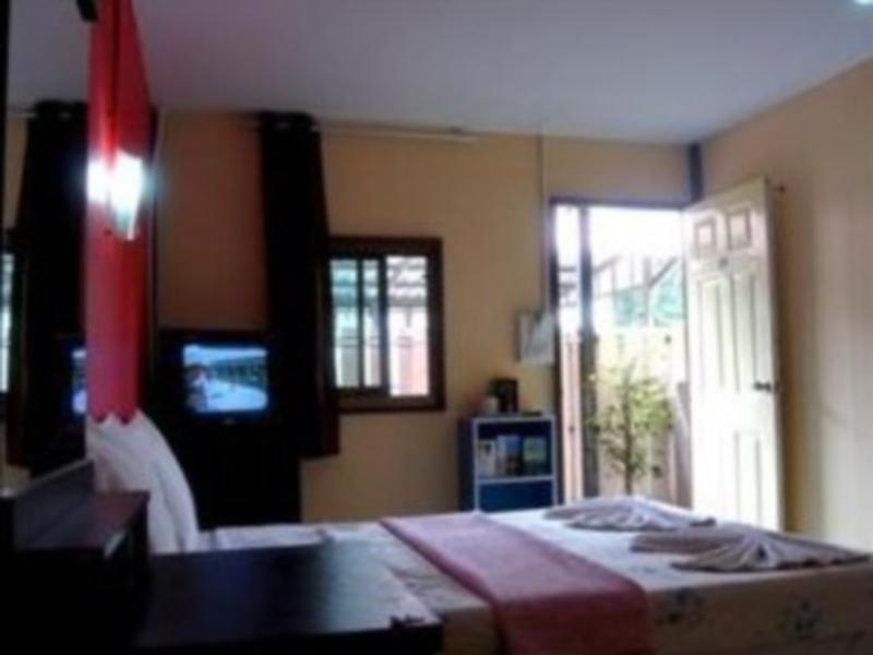 Pongpan House Phi Phi Appartement Buitenkant foto