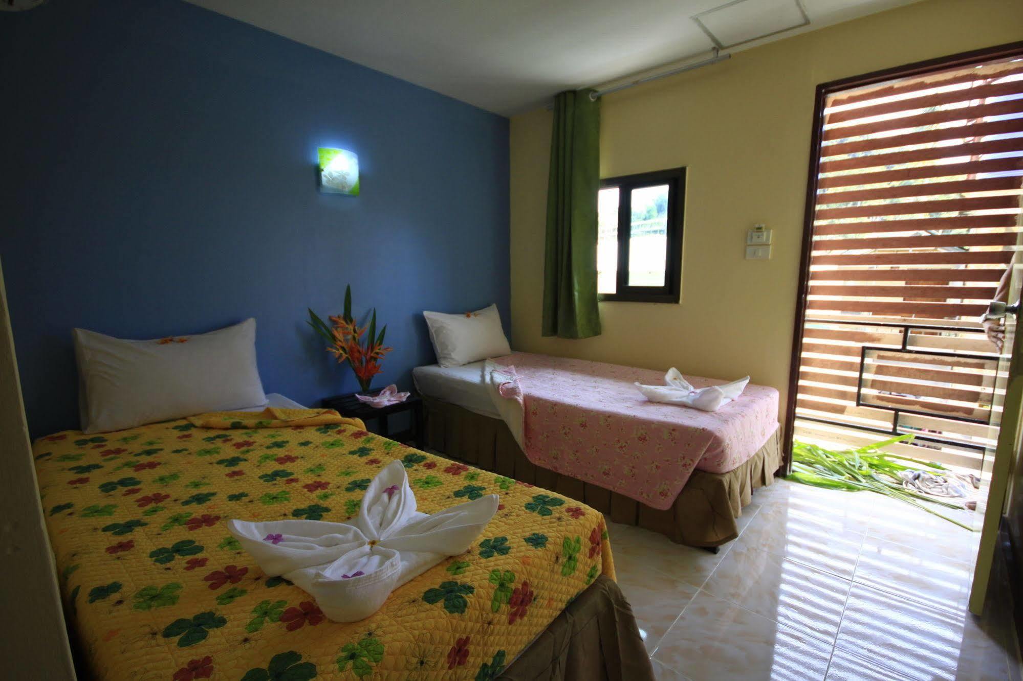 Pongpan House Phi Phi Appartement Buitenkant foto