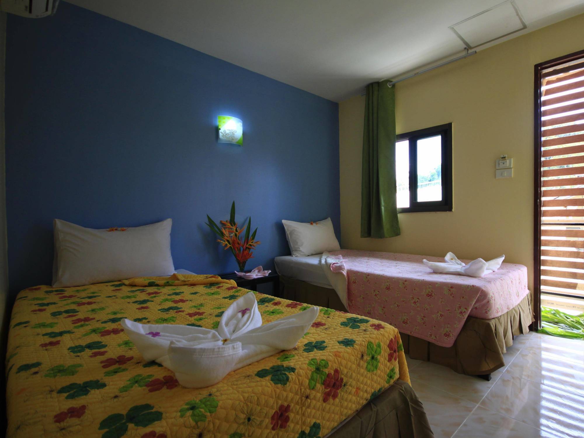 Pongpan House Phi Phi Appartement Buitenkant foto